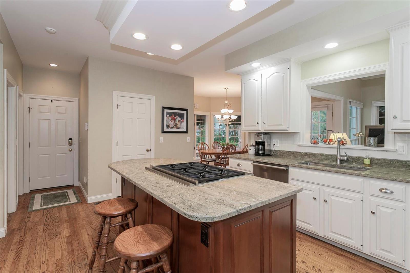 Kingspointe - Residential