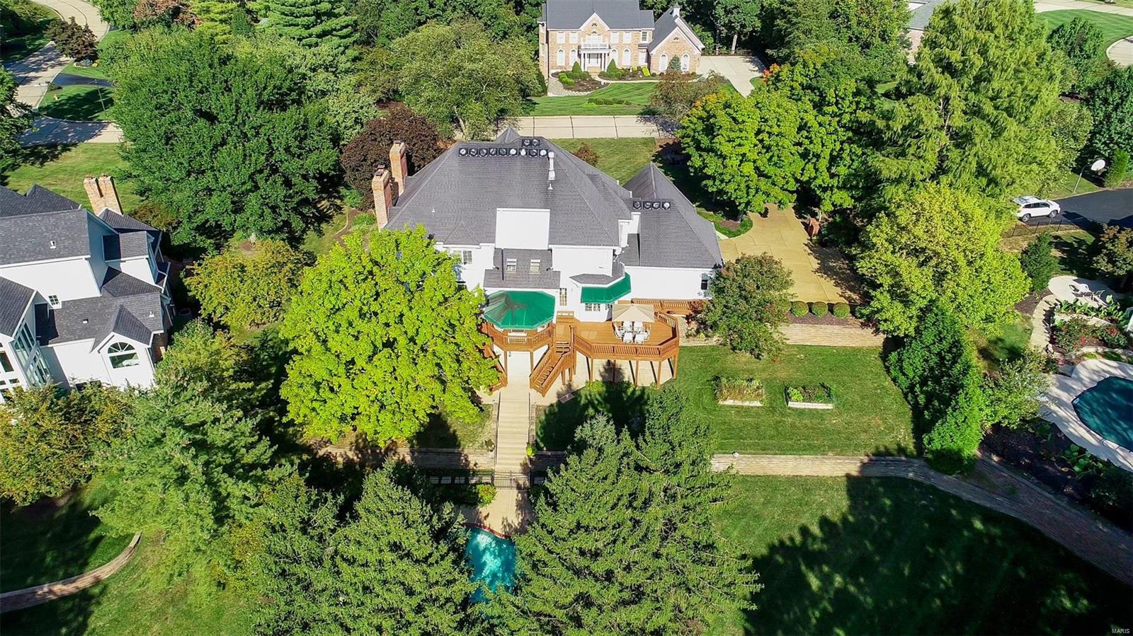 Kingspointe - Residential