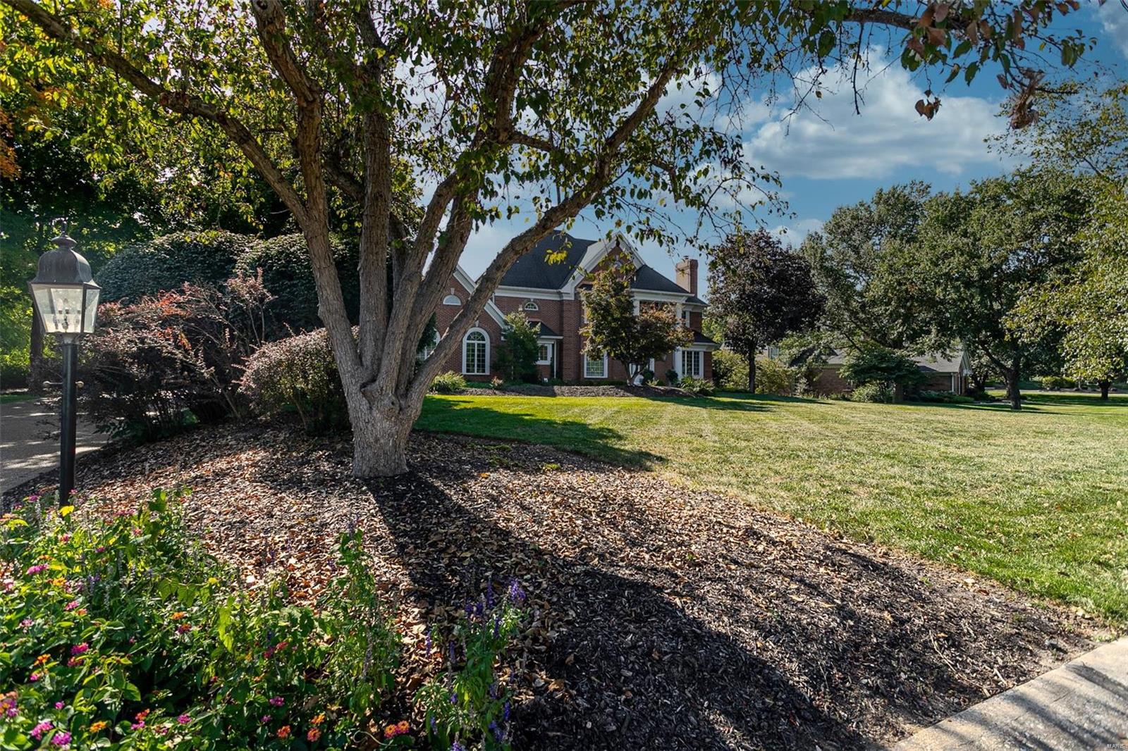 Kingspointe - Residential