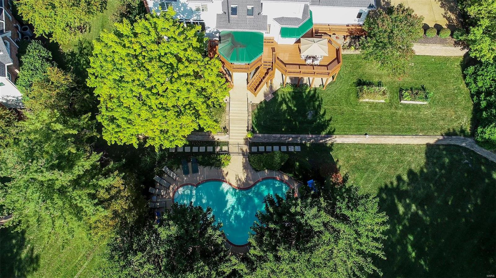 Kingspointe - Residential