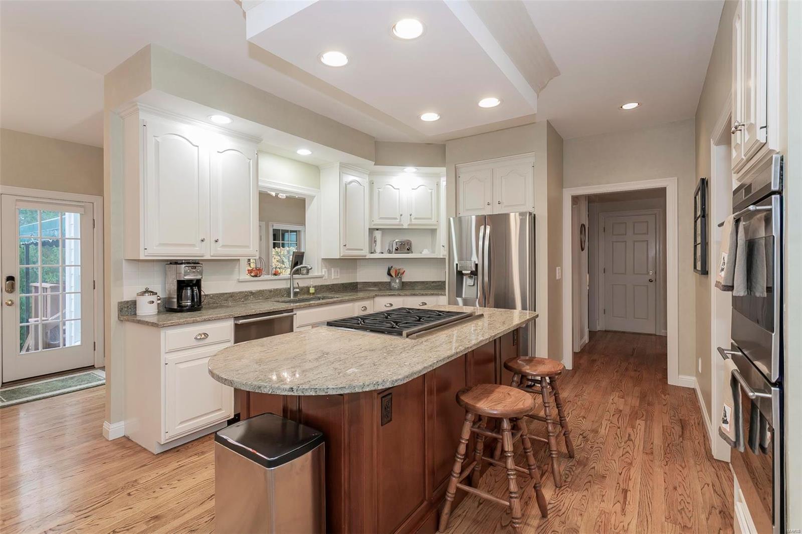 Kingspointe - Residential