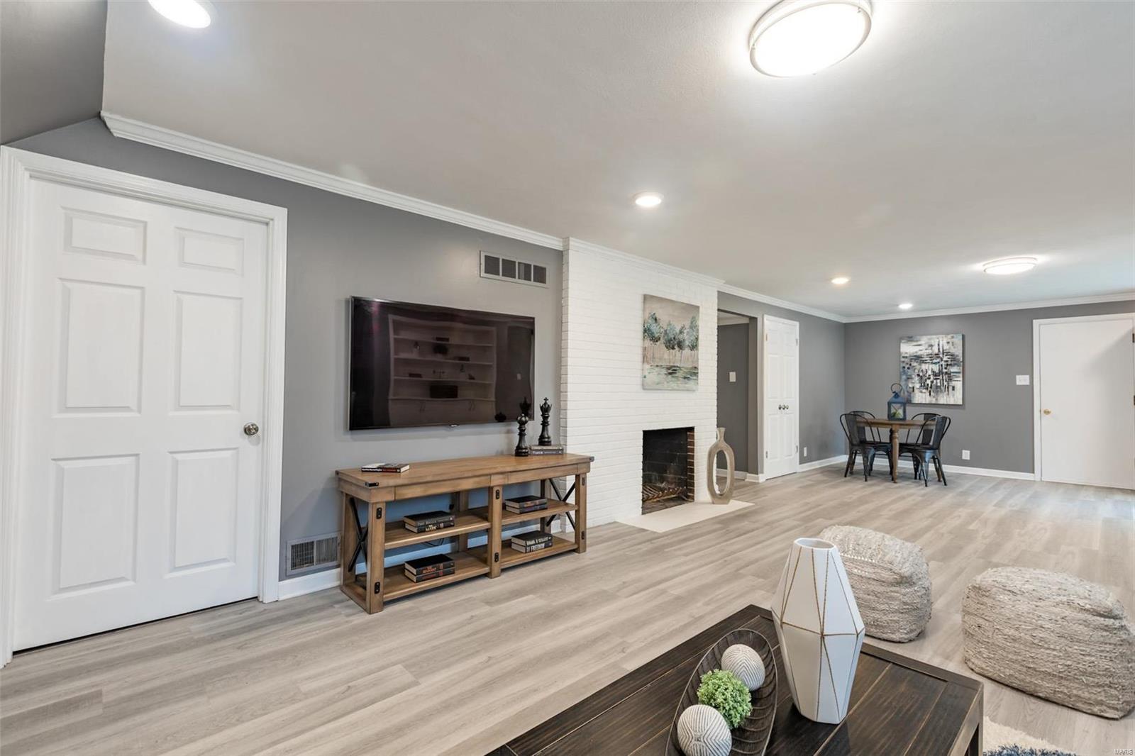 Briarwood 7 - Residential