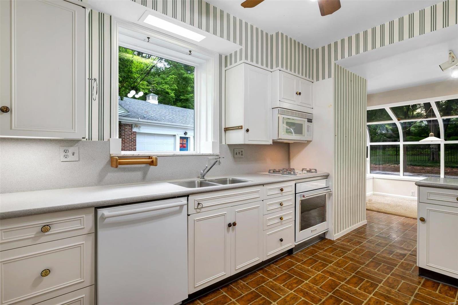 Oakleigh Add - Residential