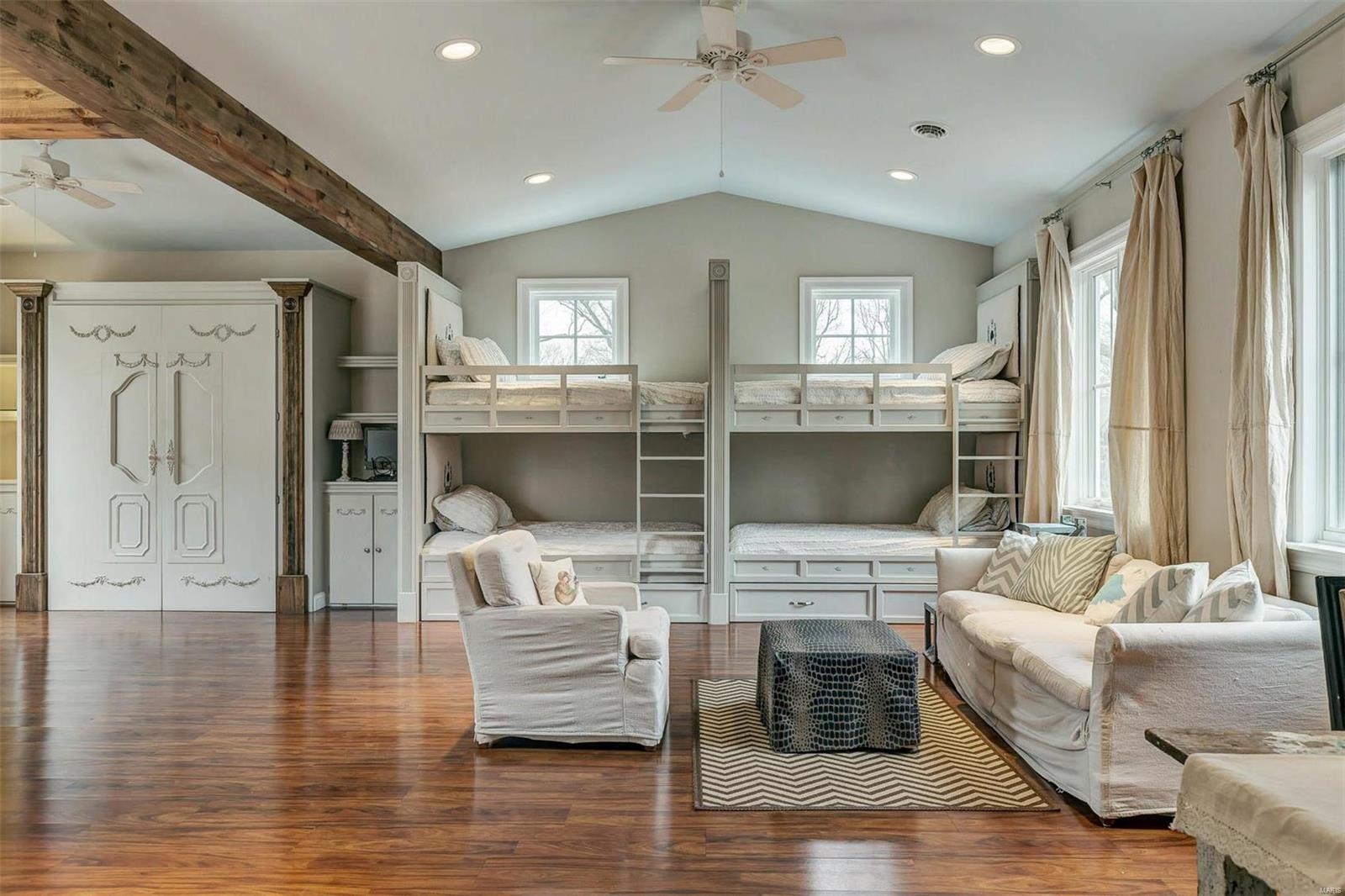 Essex Place - Residential