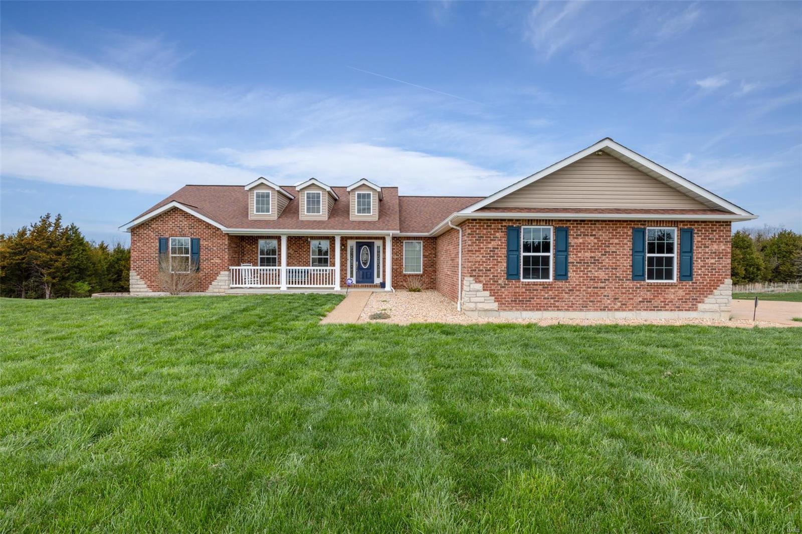 Saddle Crk - Residential