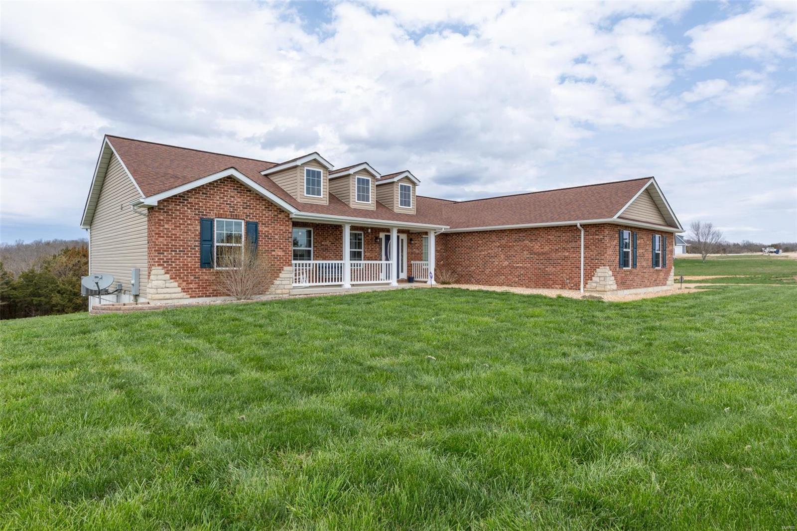 Saddle Crk - Residential