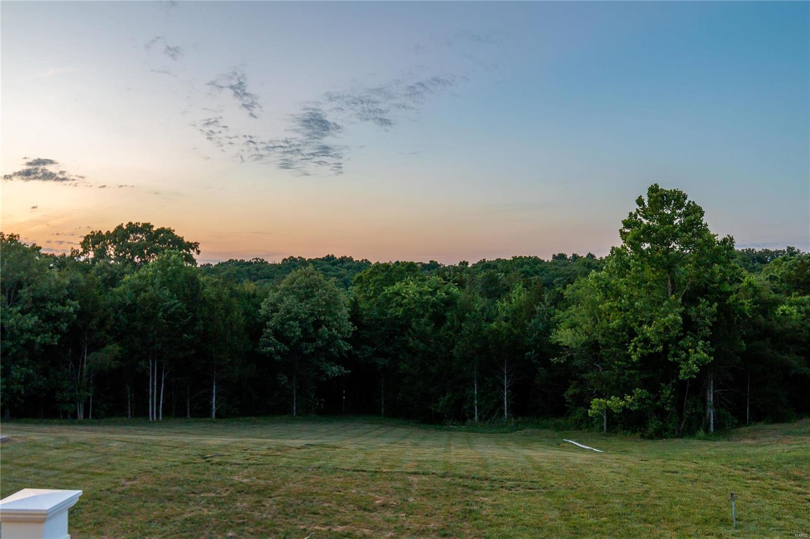 Saddle Crk - Residential