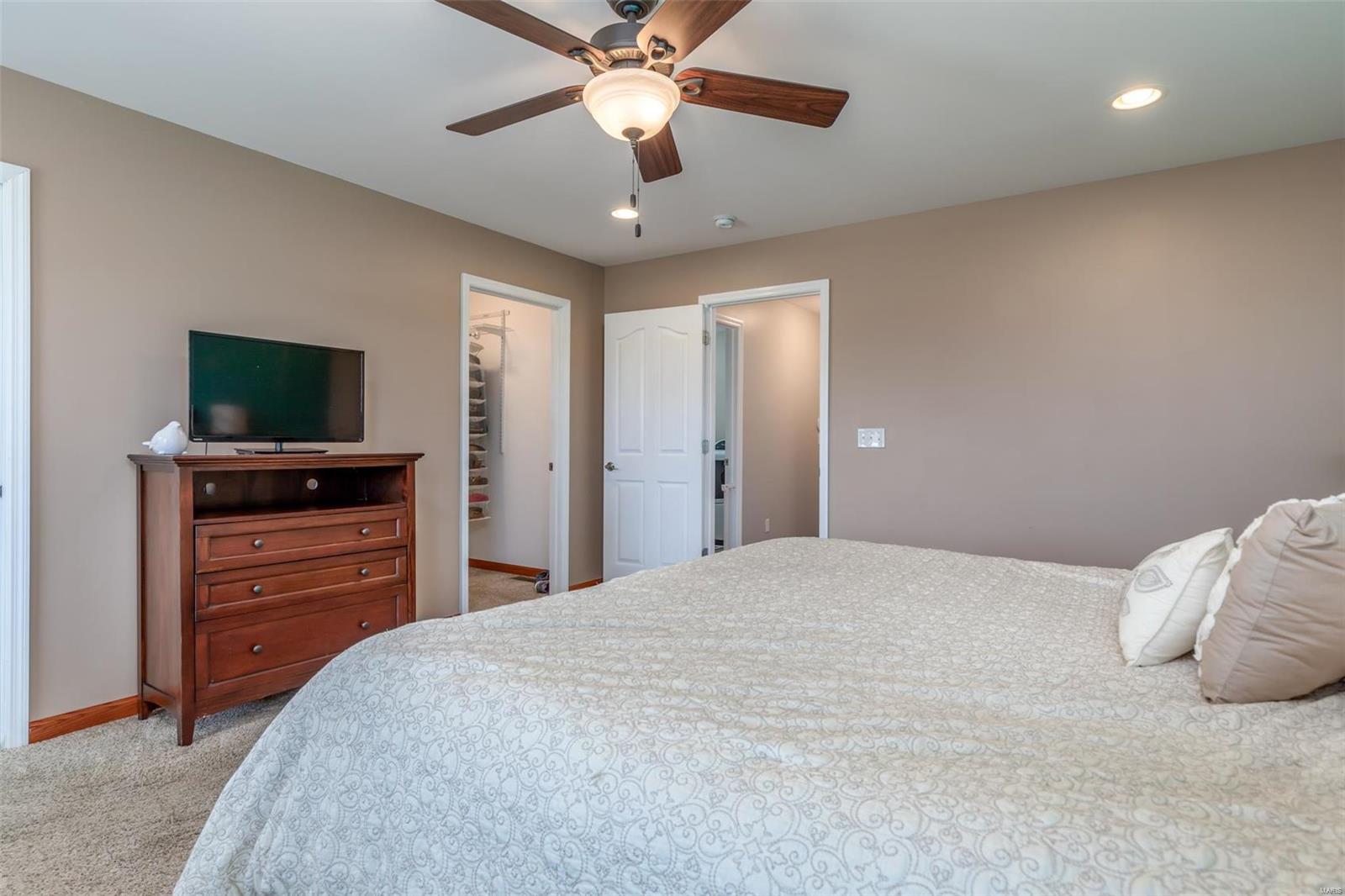 Saddle Crk - Residential