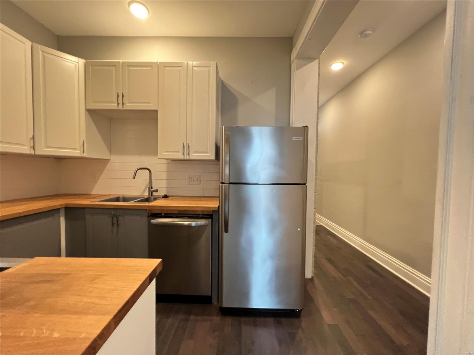 Allens Add - Residential Lease