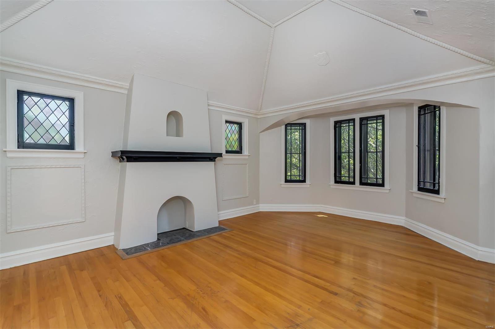 Wydown Forest - Residential Income