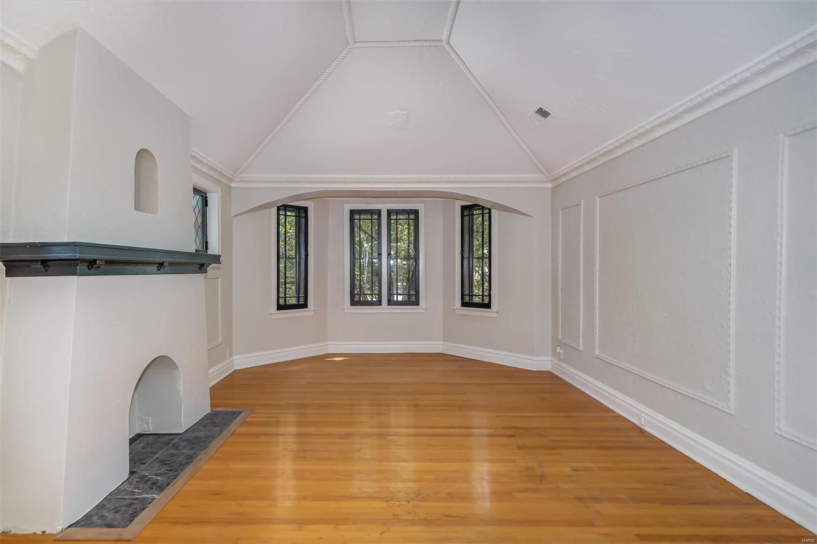 Wydown Forest - Residential Income