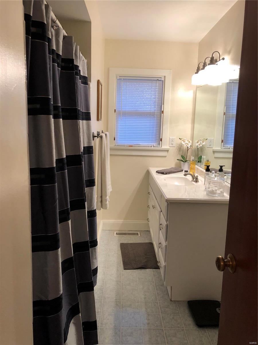 Adele Place - Residential Lease