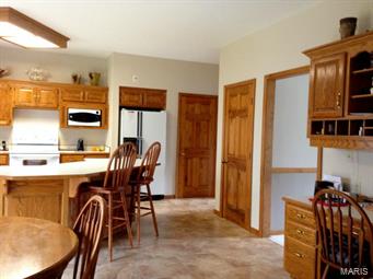 Oak Knoll Country Estate - Residential