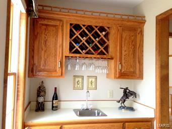 Oak Knoll Country Estate - Residential