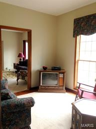 Oak Knoll Country Estate - Residential