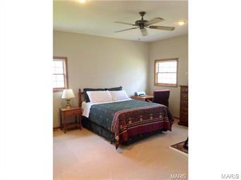 Oak Knoll Country Estate - Residential