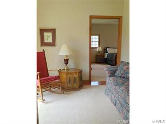 Oak Knoll Country Estate - Residential