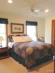 Oak Knoll Country Estate - Residential