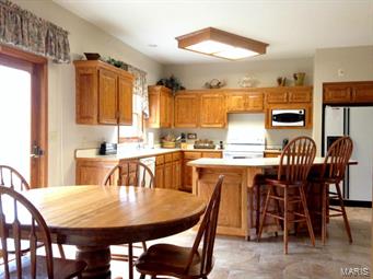 Oak Knoll Country Estate - Residential