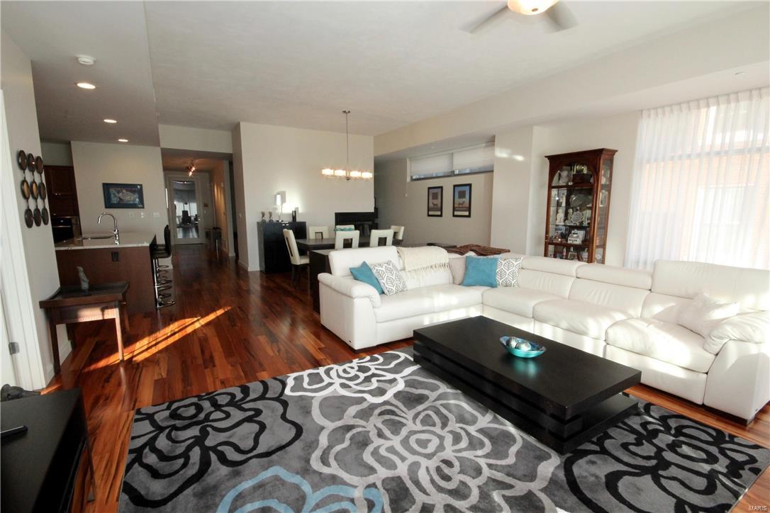 4545 Lindell Blvd Condominium - Residential