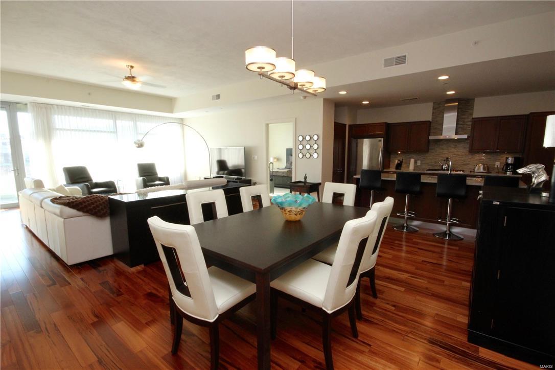 4545 Lindell Blvd Condominium - Residential