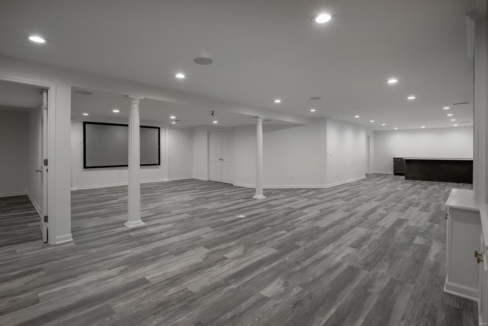 Bellerive Country Club Grounds - Residential