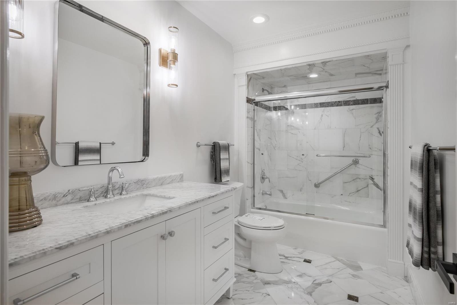 Bellerive Country Club Grounds - Residential