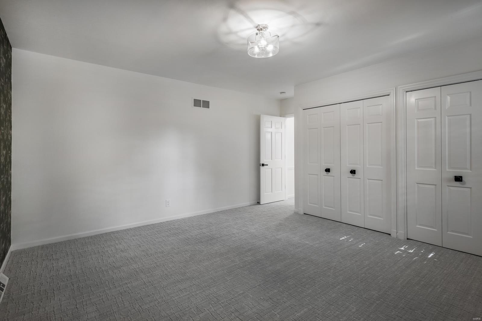 Bellerive Country Club Grounds - Residential