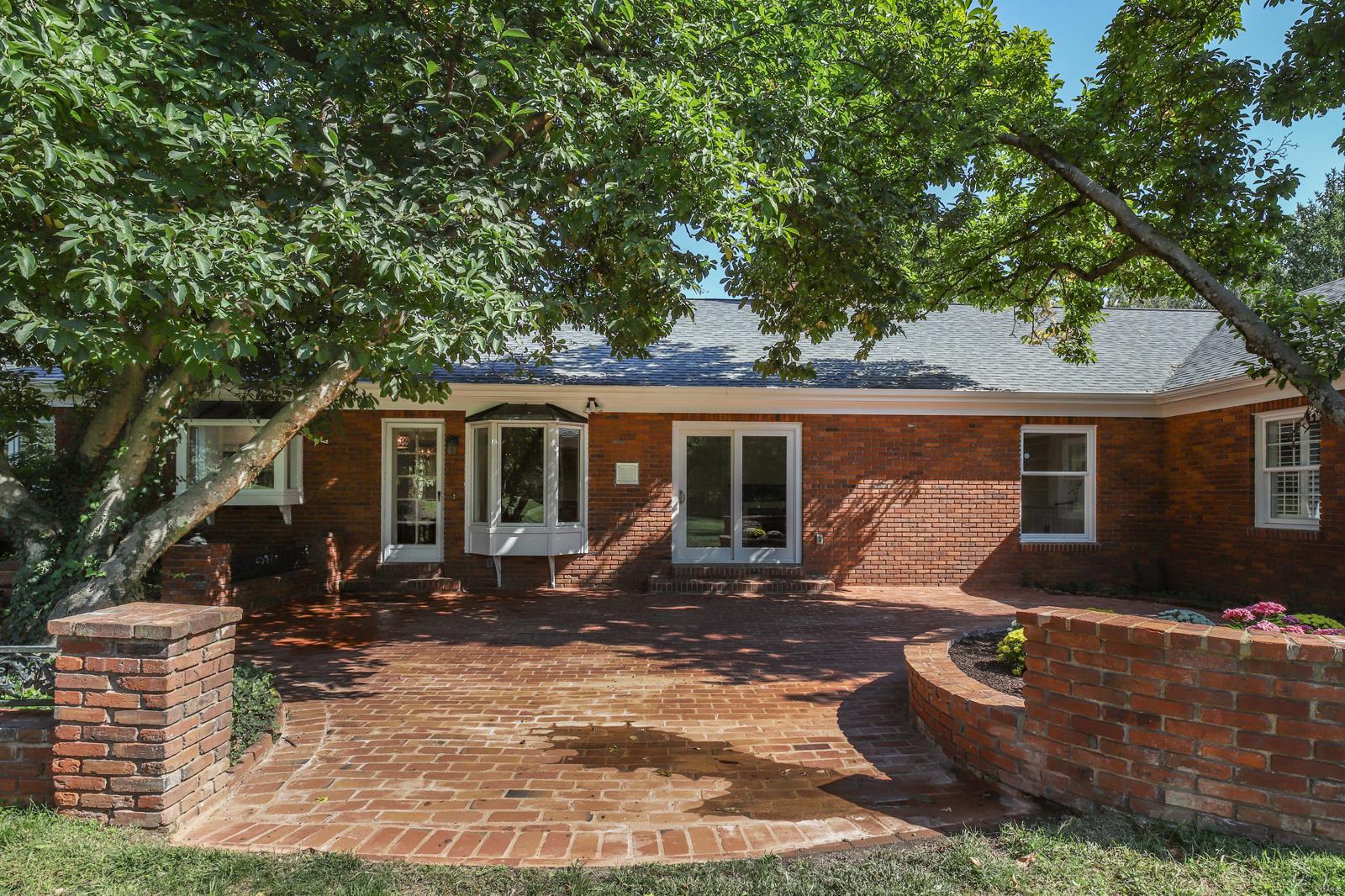 Bellerive Country Club Grounds - Residential