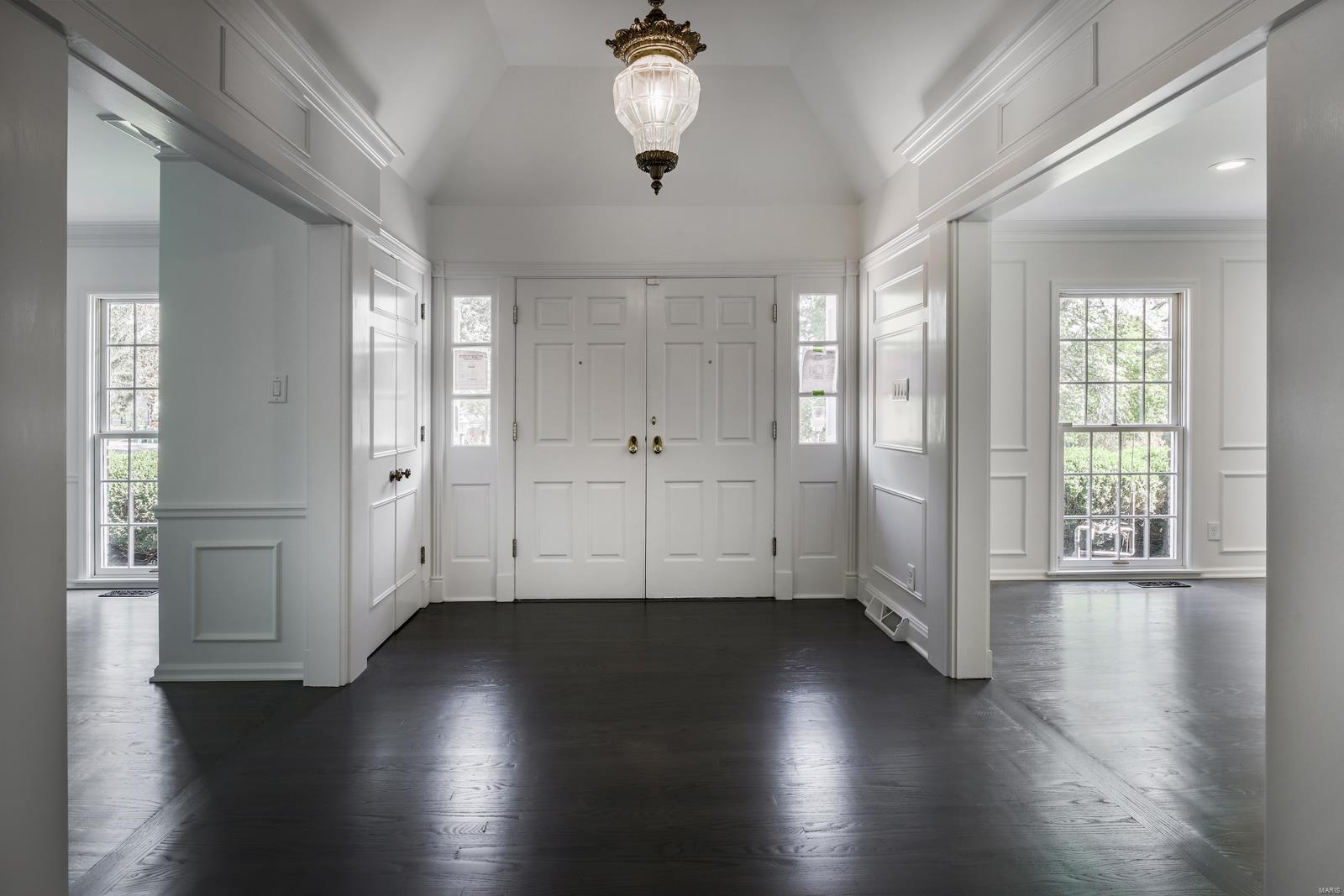 Bellerive Country Club Grounds - Residential