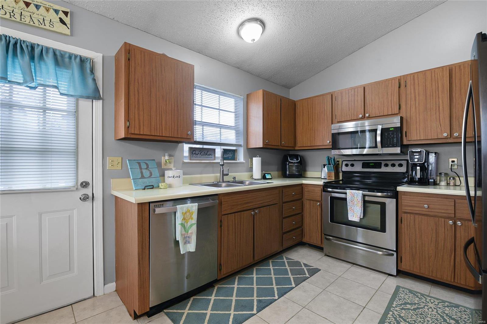 Dutch Mill Farms - Residential