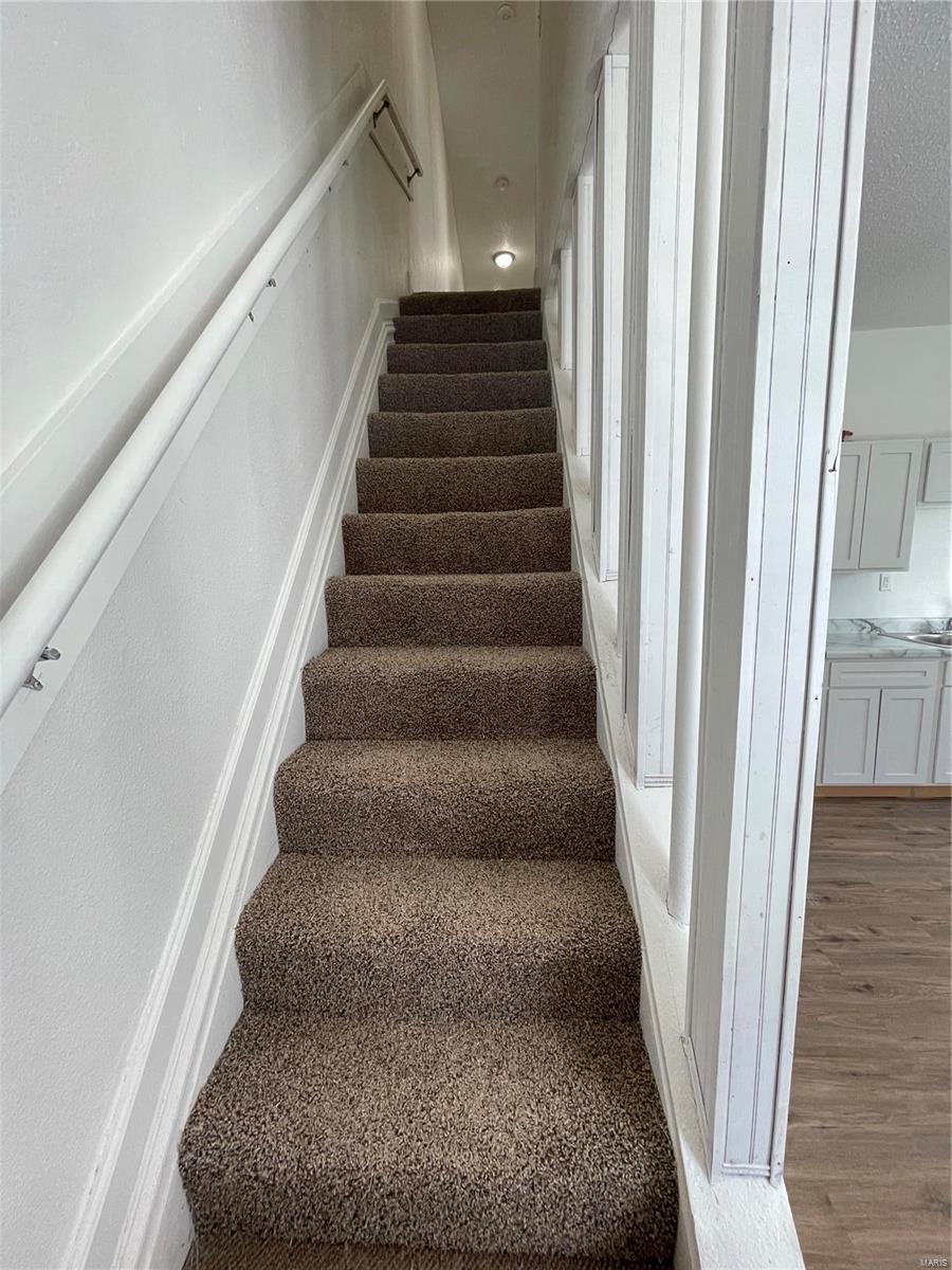 Chouteau Place Add - Residential Lease