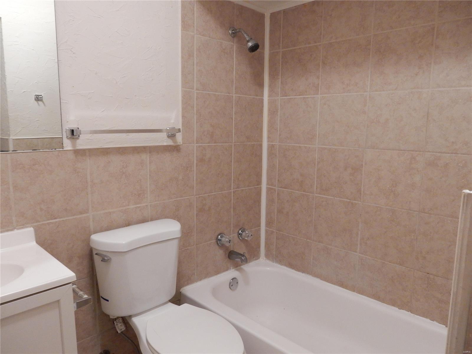 Robinwood 4 - Residential