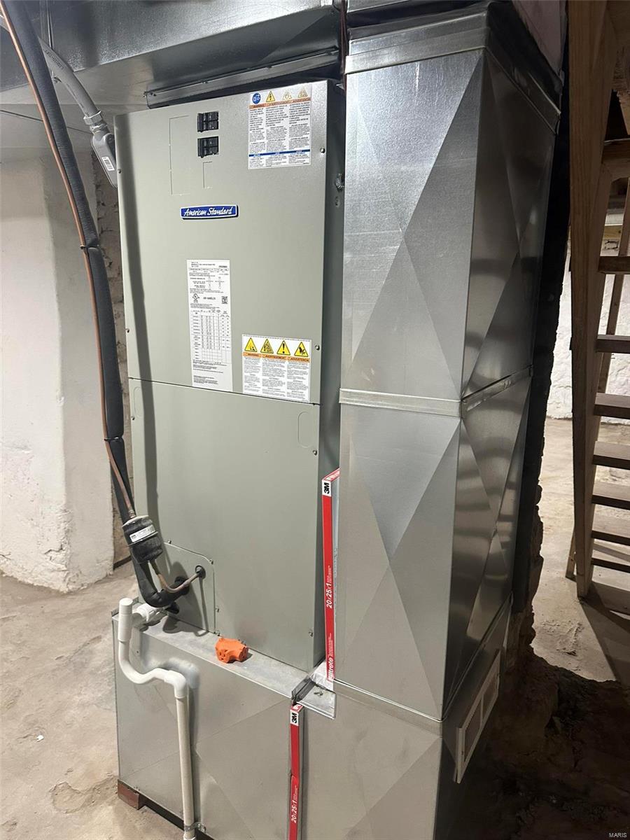 O T Of Washington - Commercial Lease