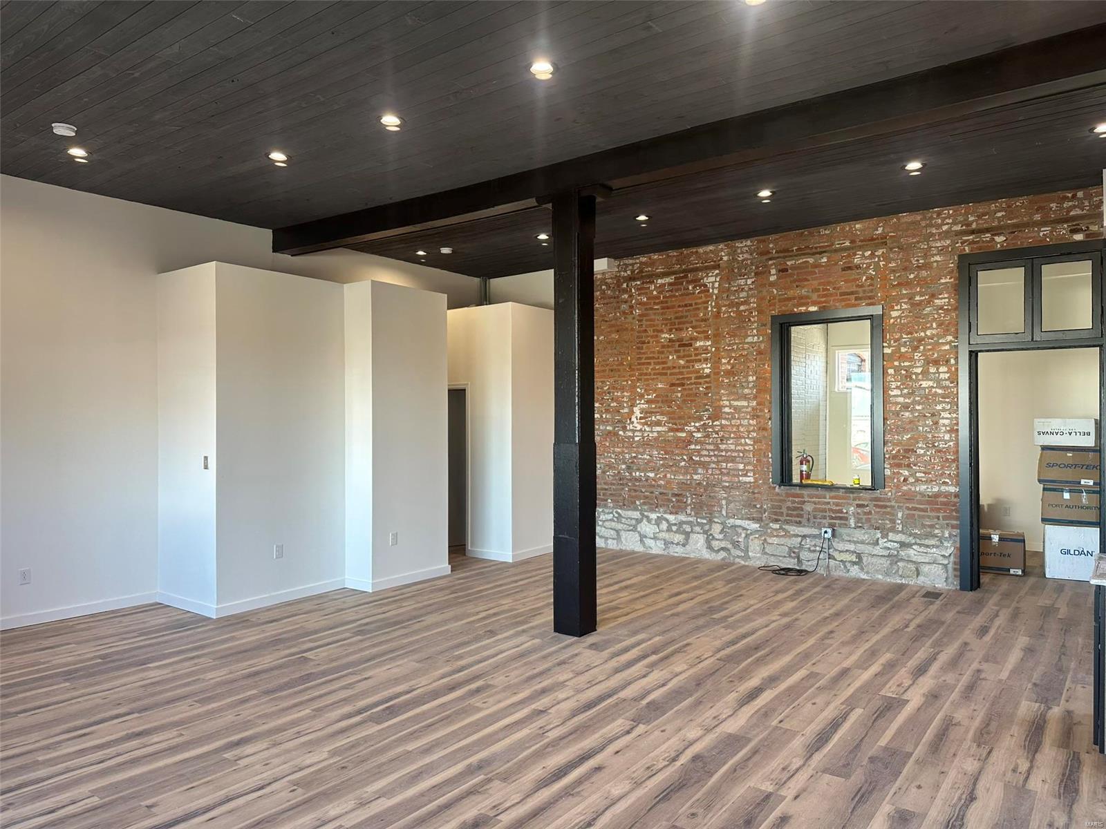 O T Of Washington - Commercial Lease