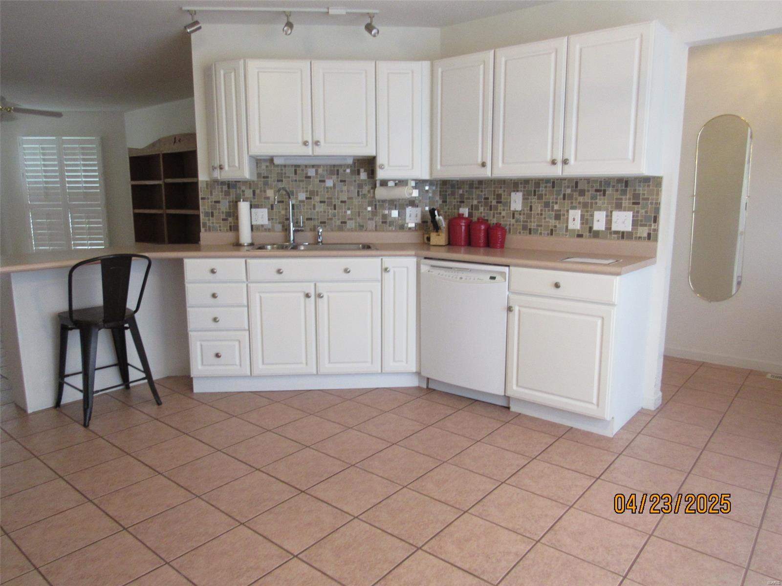 Troy, Missouri 63379, United States, 3 Bedrooms Bedrooms, ,2 BathroomsBathrooms,Residential,Pending,111753