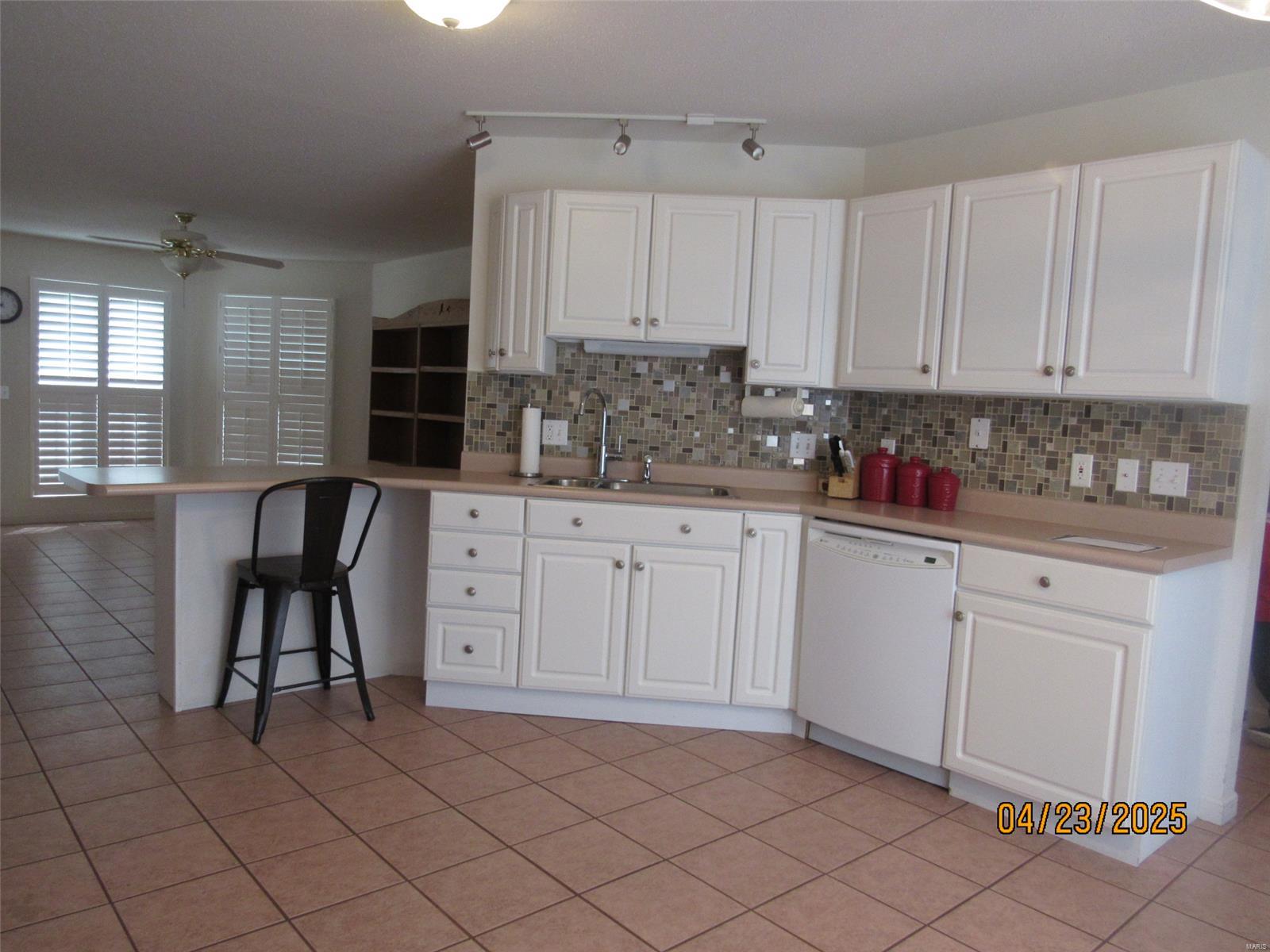 Troy, Missouri 63379, United States, 3 Bedrooms Bedrooms, ,2 BathroomsBathrooms,Residential,Pending,111753