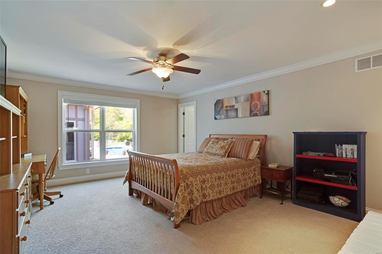 Red Bird - Residential