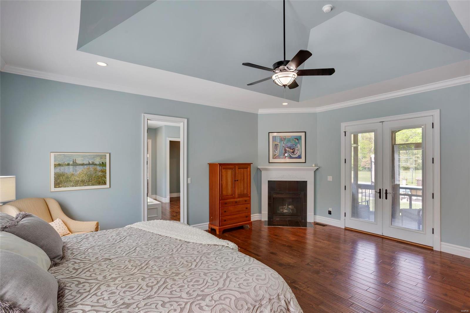 Red Bird - Residential