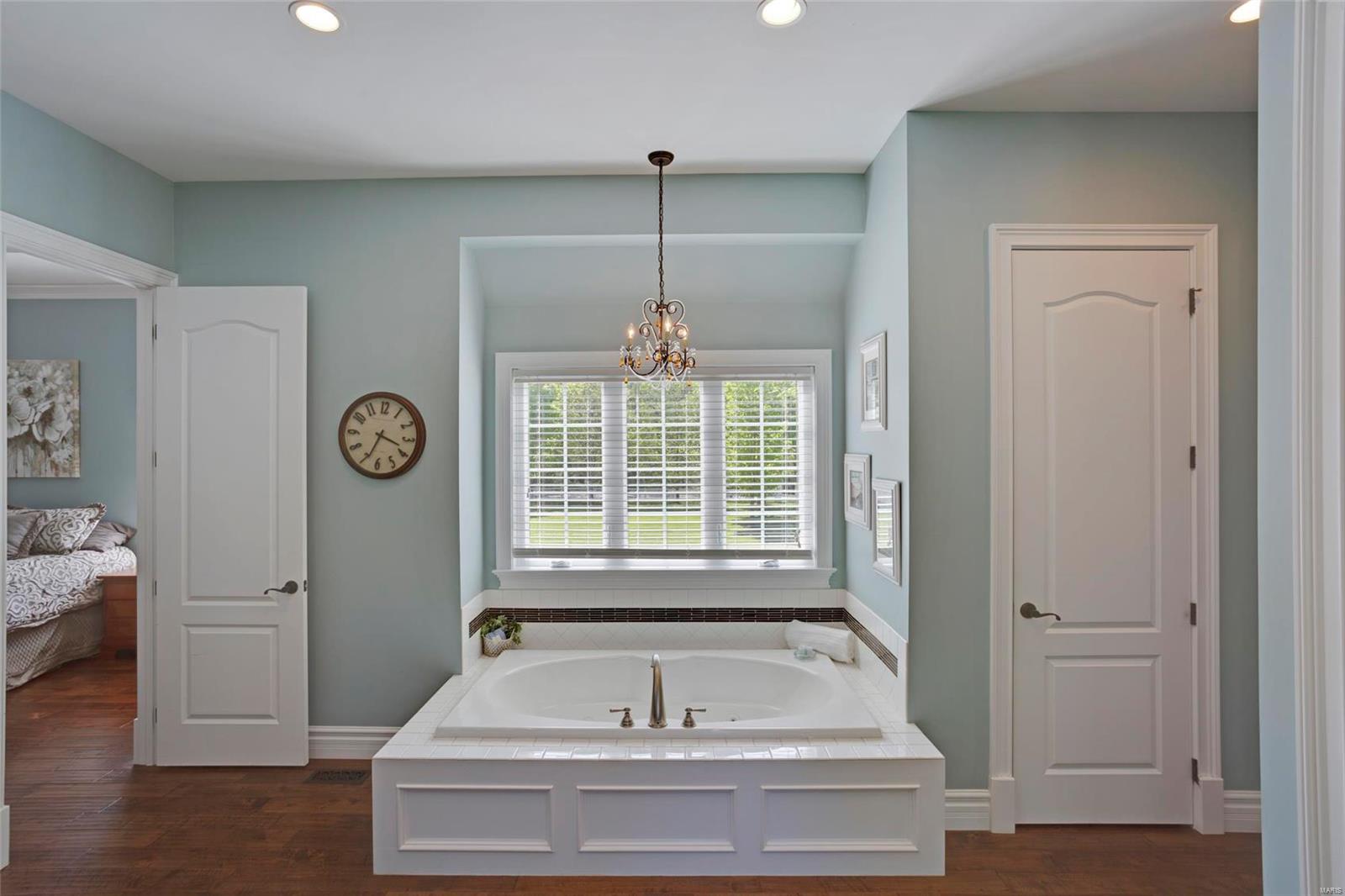 Red Bird - Residential