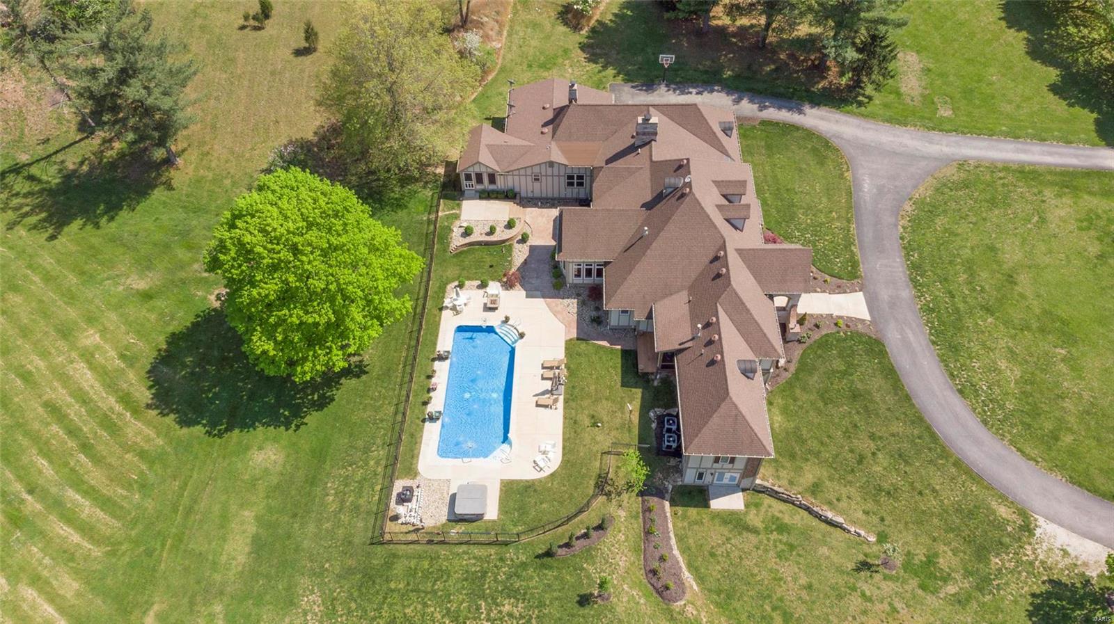 Red Bird - Residential