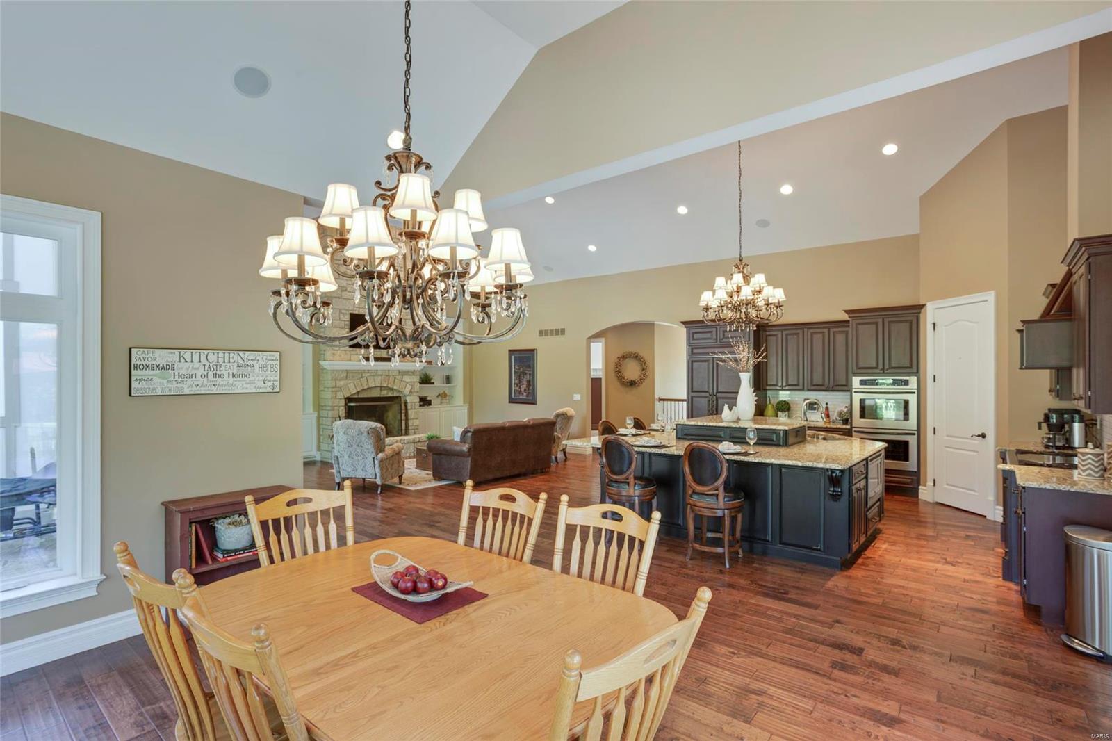 Red Bird - Residential