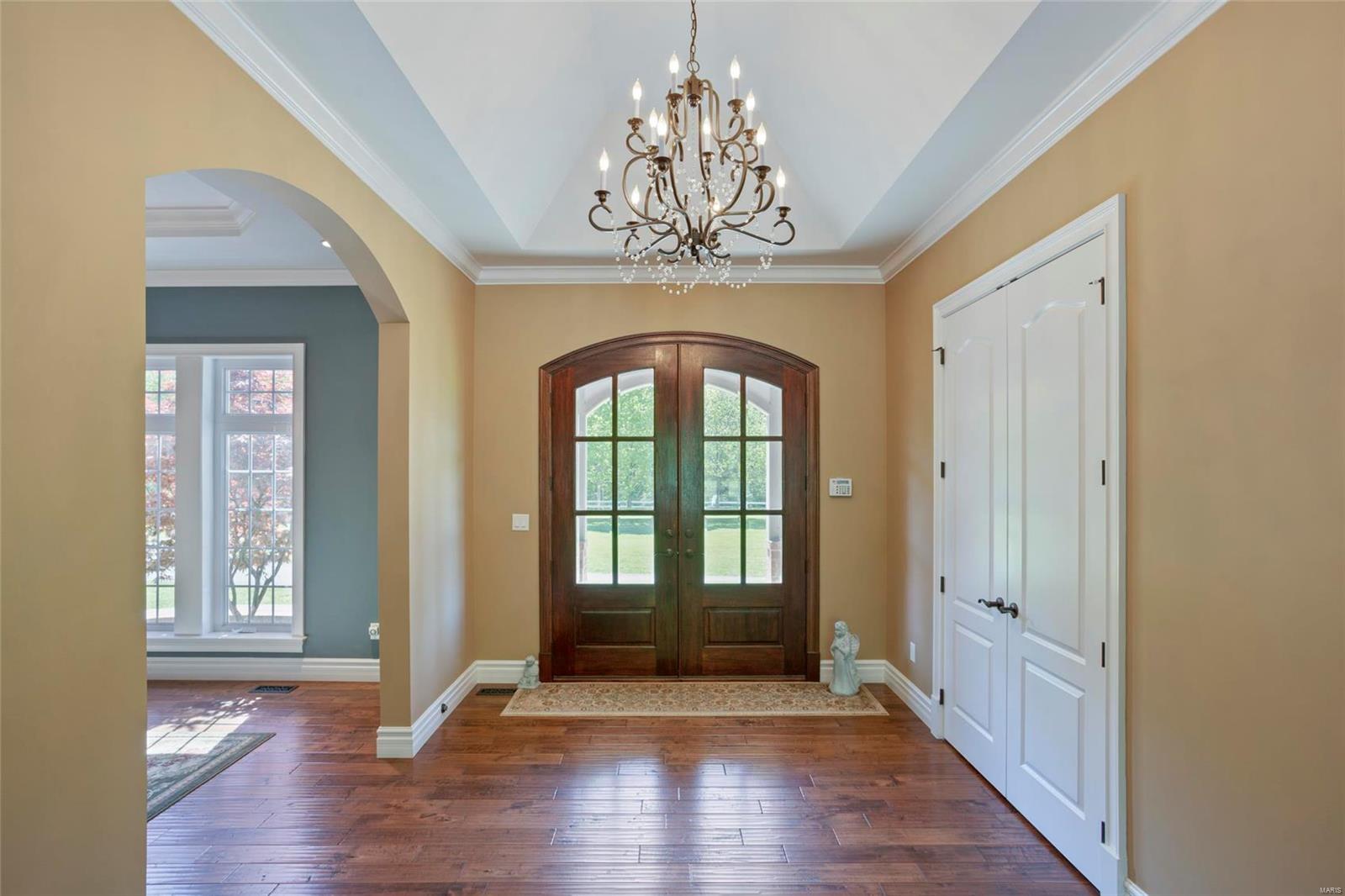 Red Bird - Residential