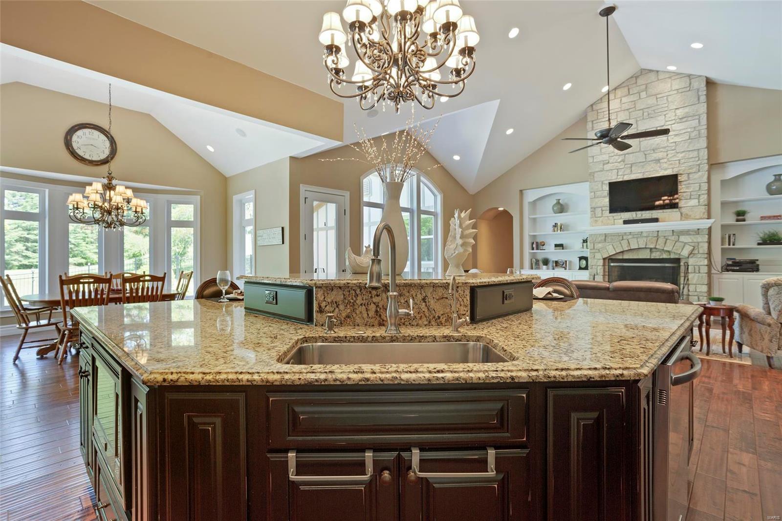 Red Bird - Residential