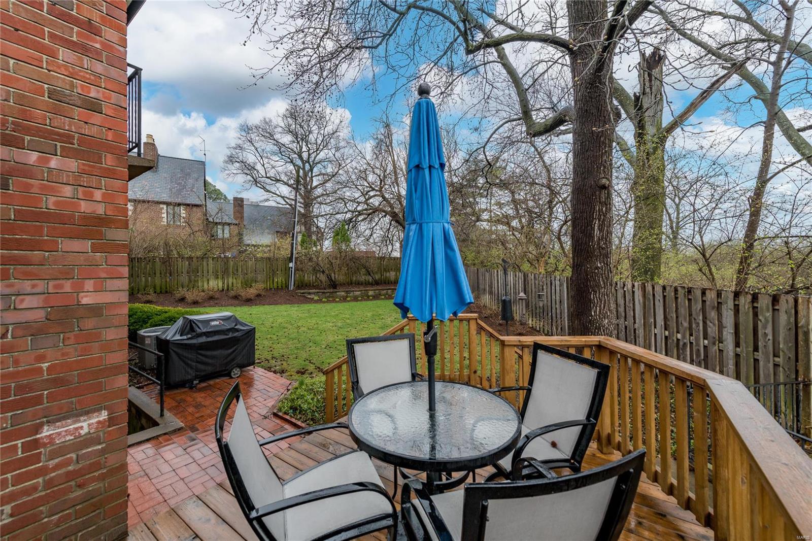 Davis Place - Residential