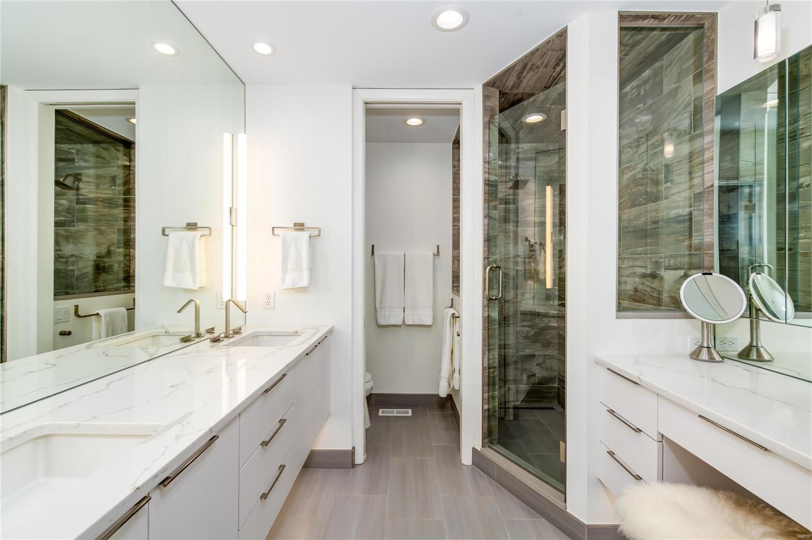 Davis Place - Residential