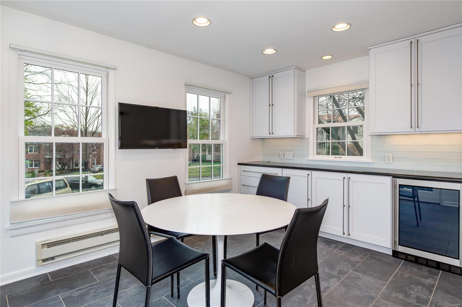 Davis Place - Residential