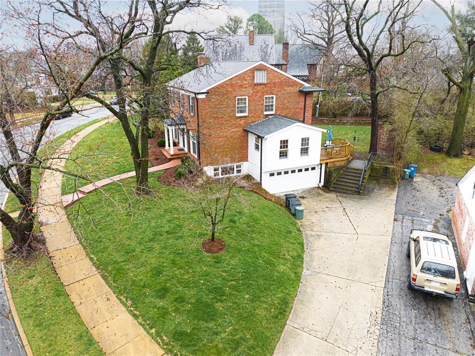 Davis Place - Residential