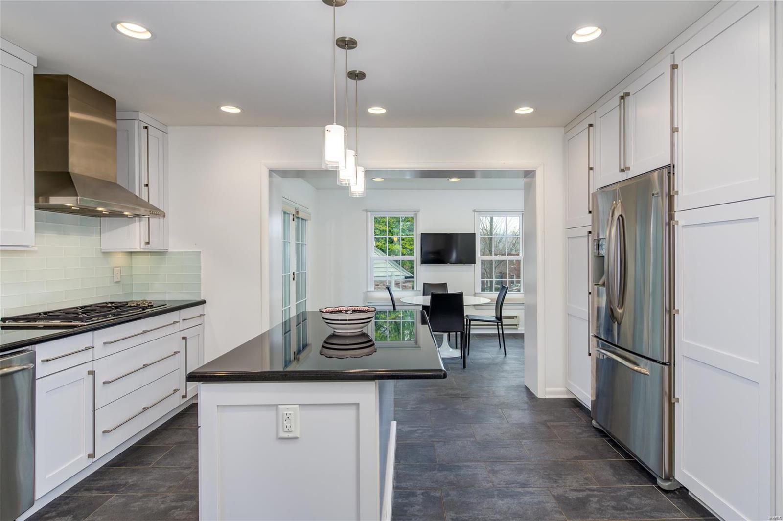 Davis Place - Residential