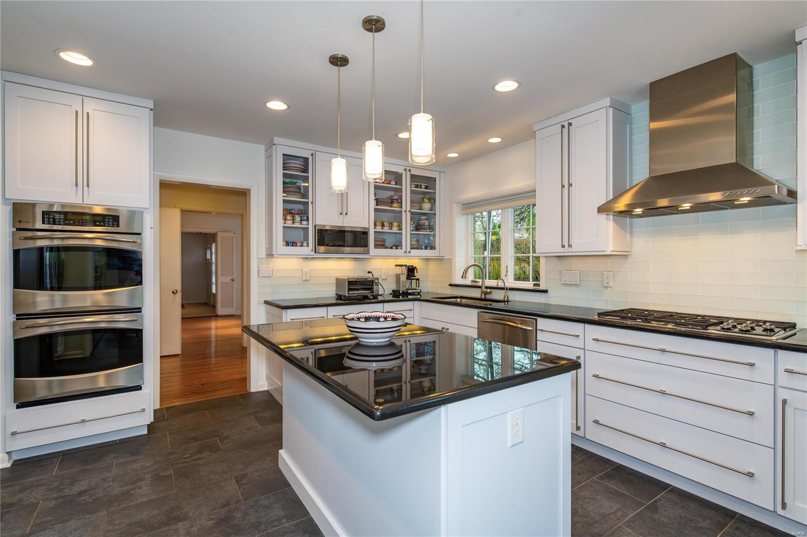 Davis Place - Residential